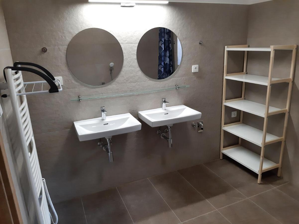 Apartman קרלובה סטודנקה מראה חיצוני תמונה