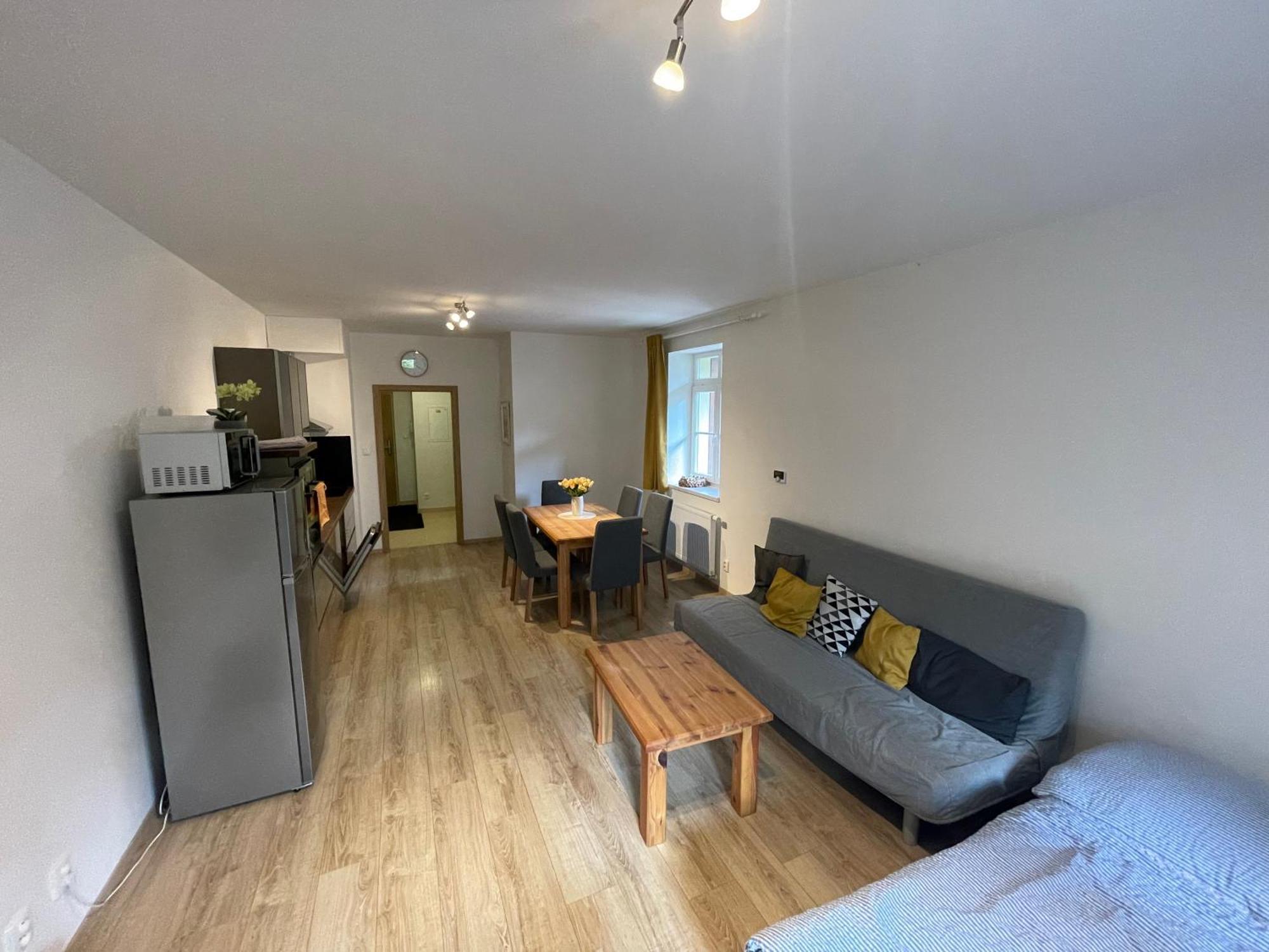 Apartman קרלובה סטודנקה מראה חיצוני תמונה