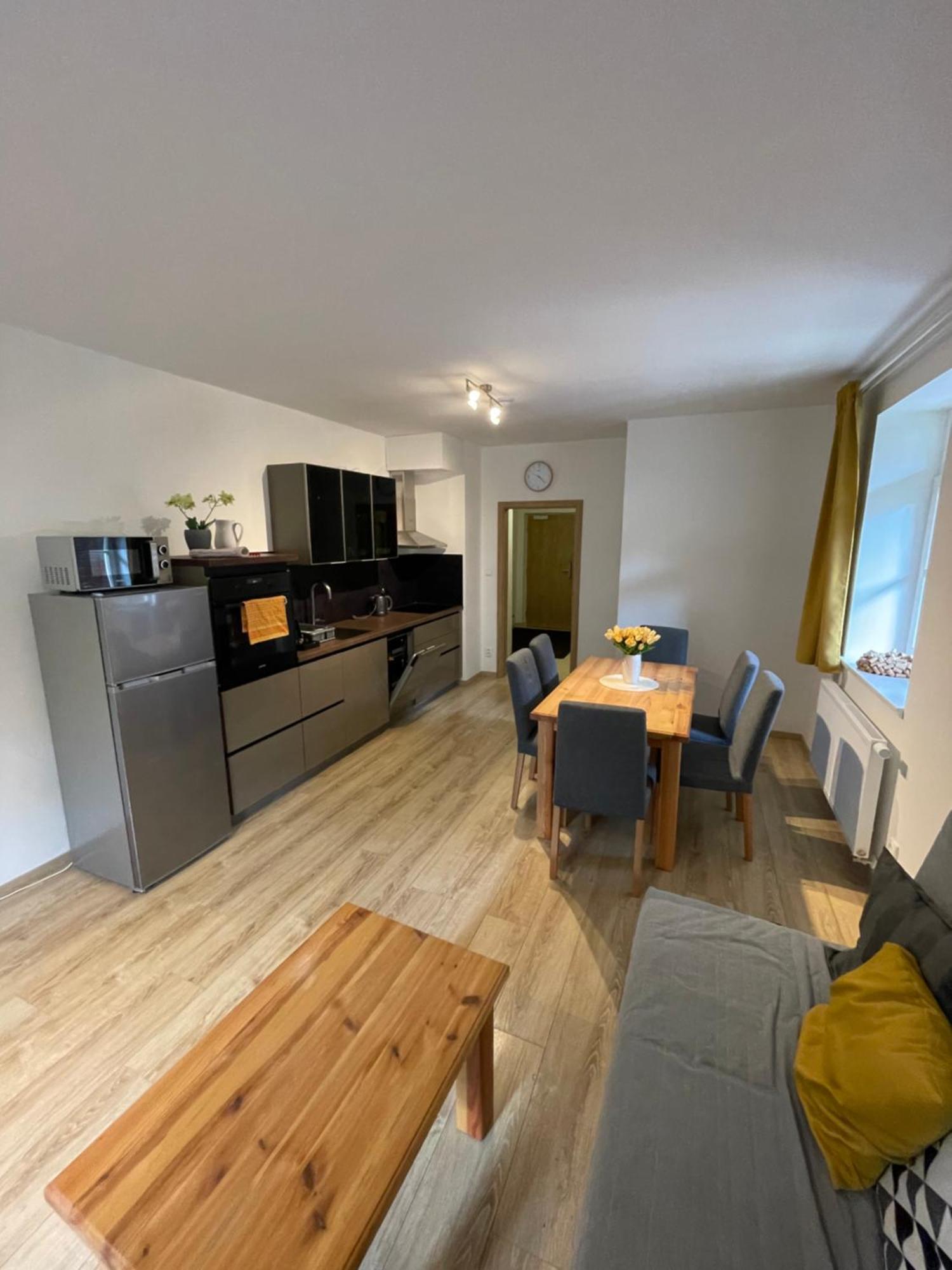 Apartman קרלובה סטודנקה מראה חיצוני תמונה